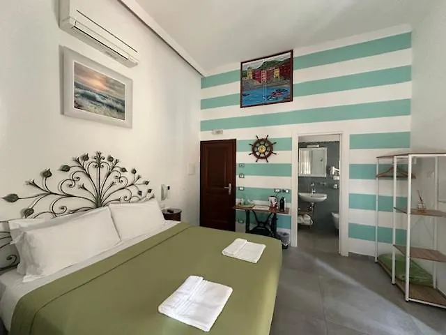 Teresa Rooms & Suites La Spezia 0*,